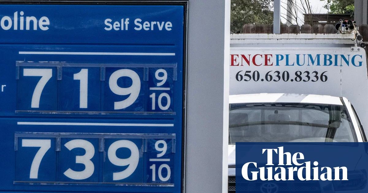 Democrats urge windfall tax as big oil set to make billions from Iran war | US politics