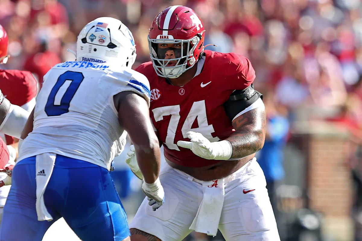 Patriots select 'tank' OL with No. 31 pick in 2026 NFL mock draft