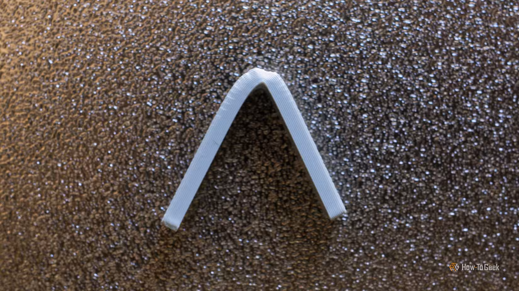 3D printed angle example (lying flat, bent).