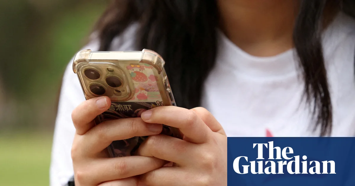 Instagram worse for mental health than WhatsApp, global study finds | Social media