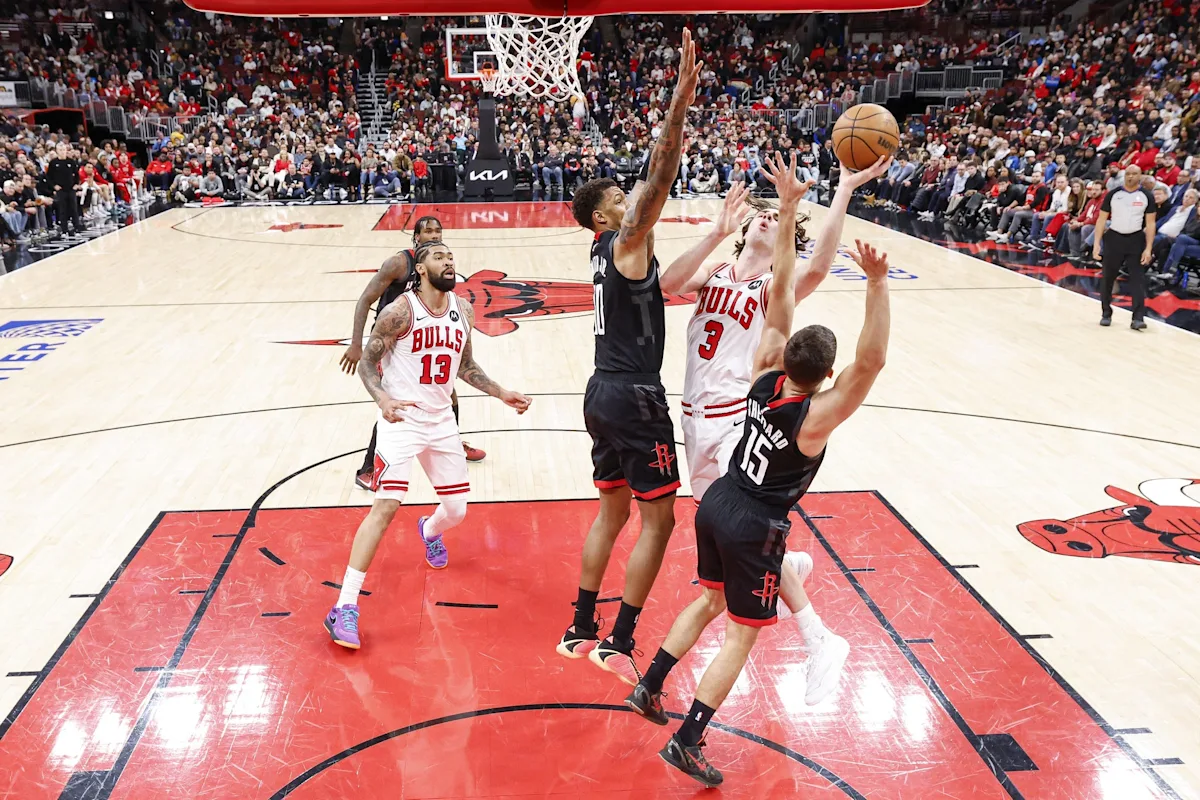 ‘Not prepared’: Bulls drop defenseless Rockets to No. 6 in West