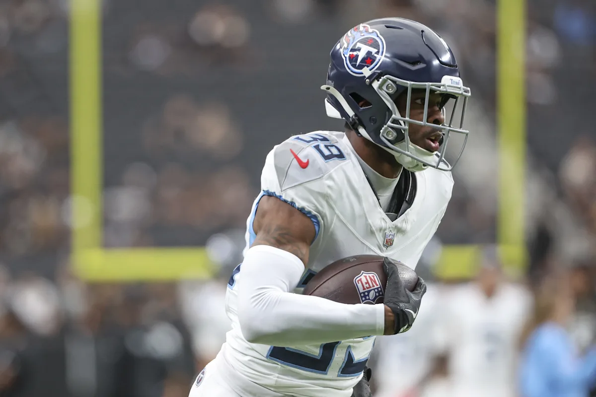 Dolphins add Darrell Baker as free agency kicks off – Salary update