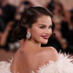 Selena Gomez's ‘Petal Pink Nude Mani’ Proves You Should Choose Polish Like Foundation