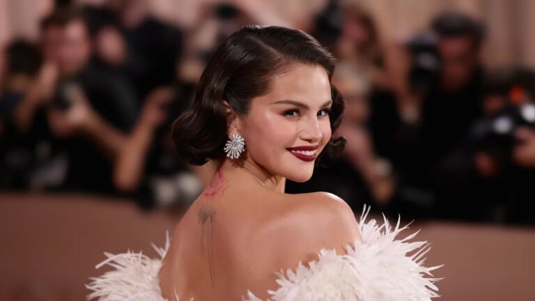 Selena Gomez’s ‘Petal Pink Nude Mani’ Proves You Should Choose Polish Like Foundation