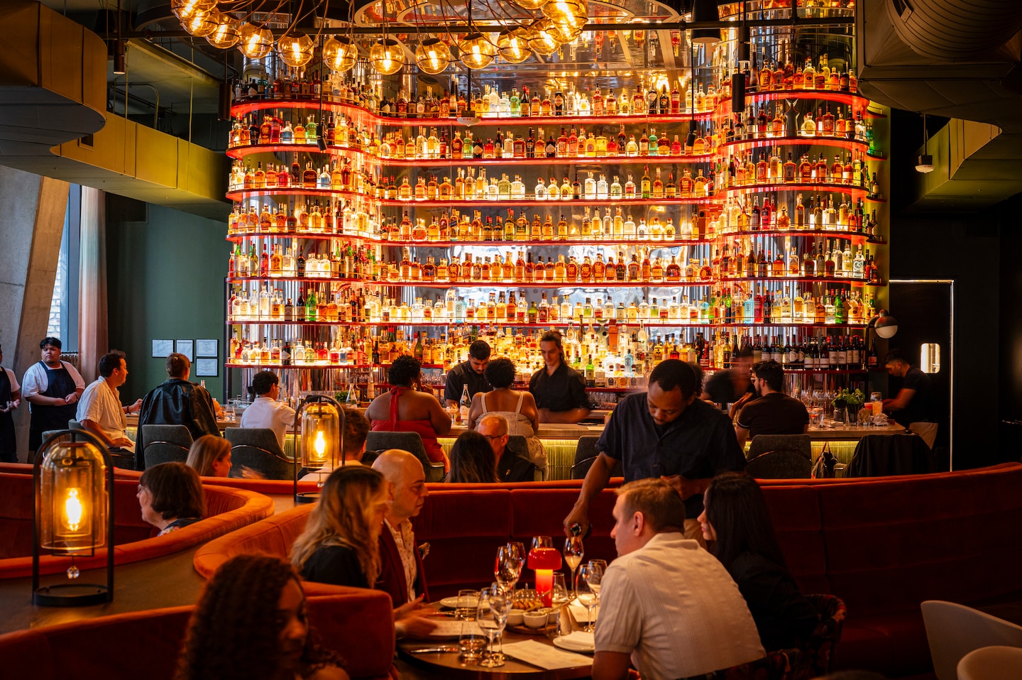 Acqua Bistecca D.C. review: Michael Mina’s surf-and-turf restaurant plays it painfully safe