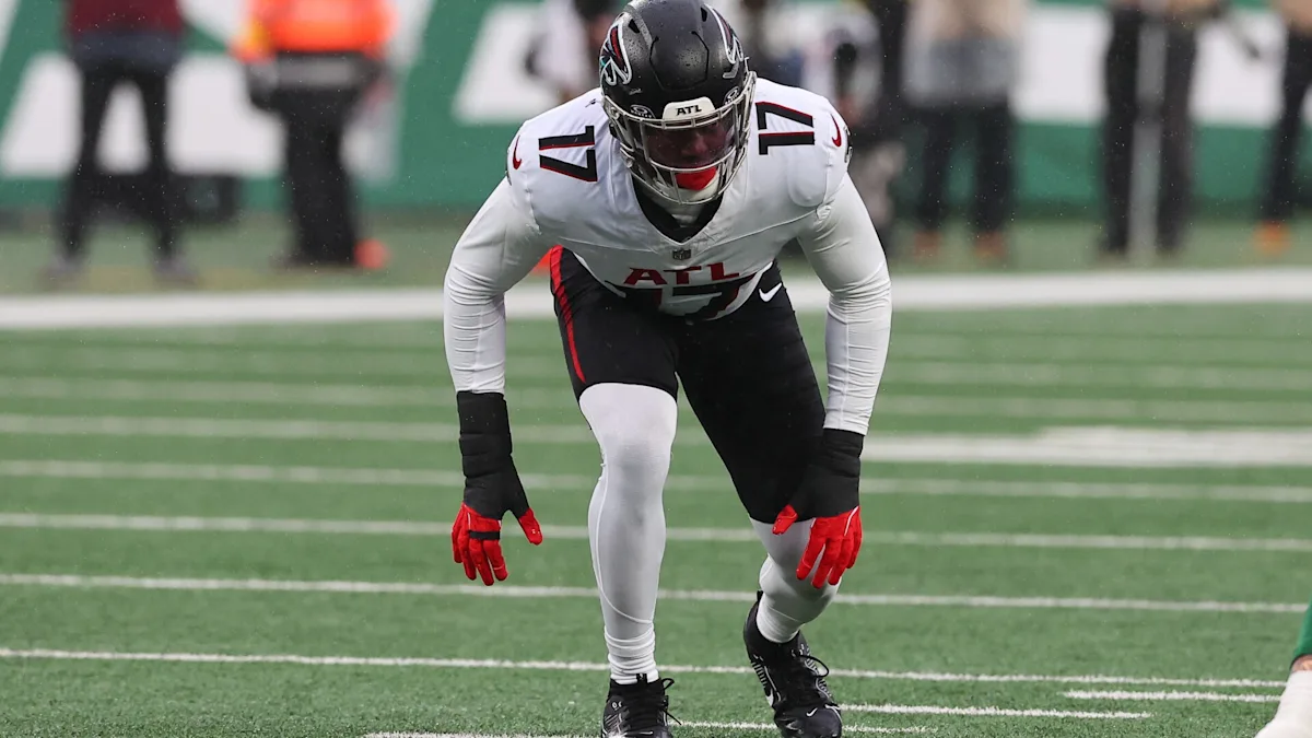 Eagles sign former Falcons edge rusher Arnold Ebiketie