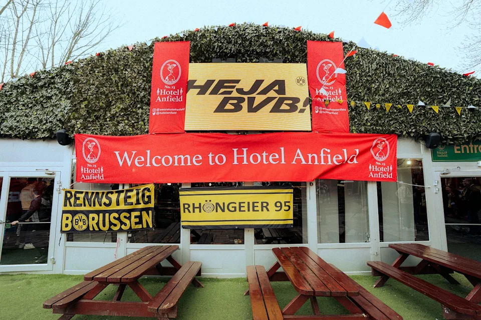 Legends visit the BVB fan HQ in Liverpool