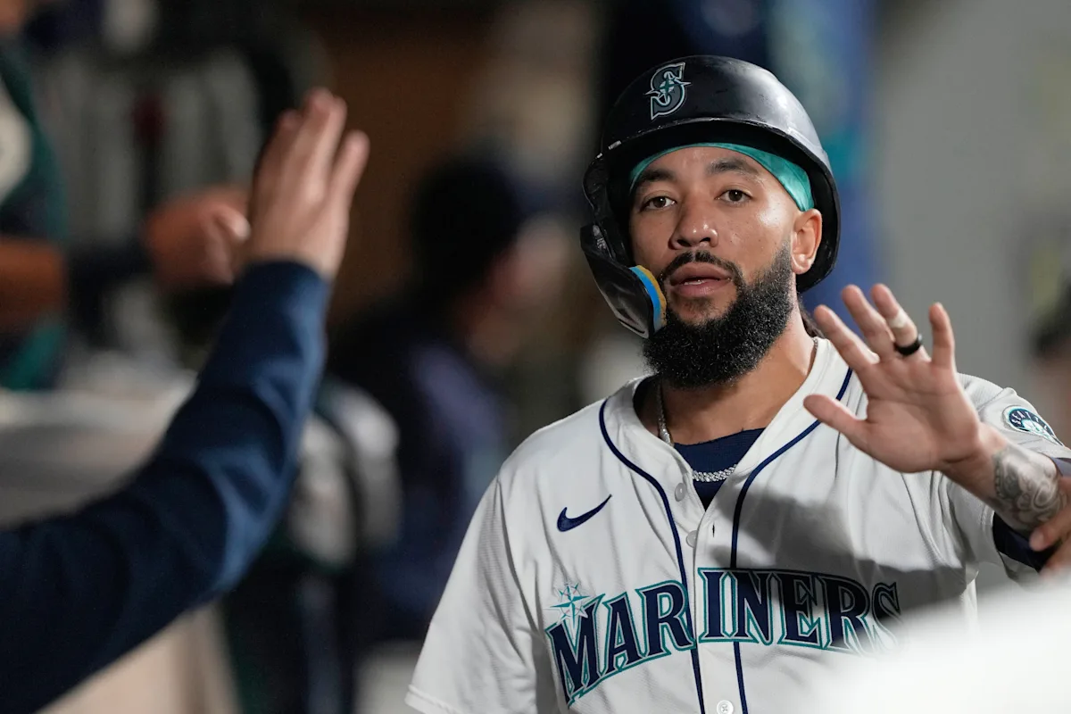 Mariners shortstop J.P. Crawford, right-hander Bryce Miller to start season on injured list