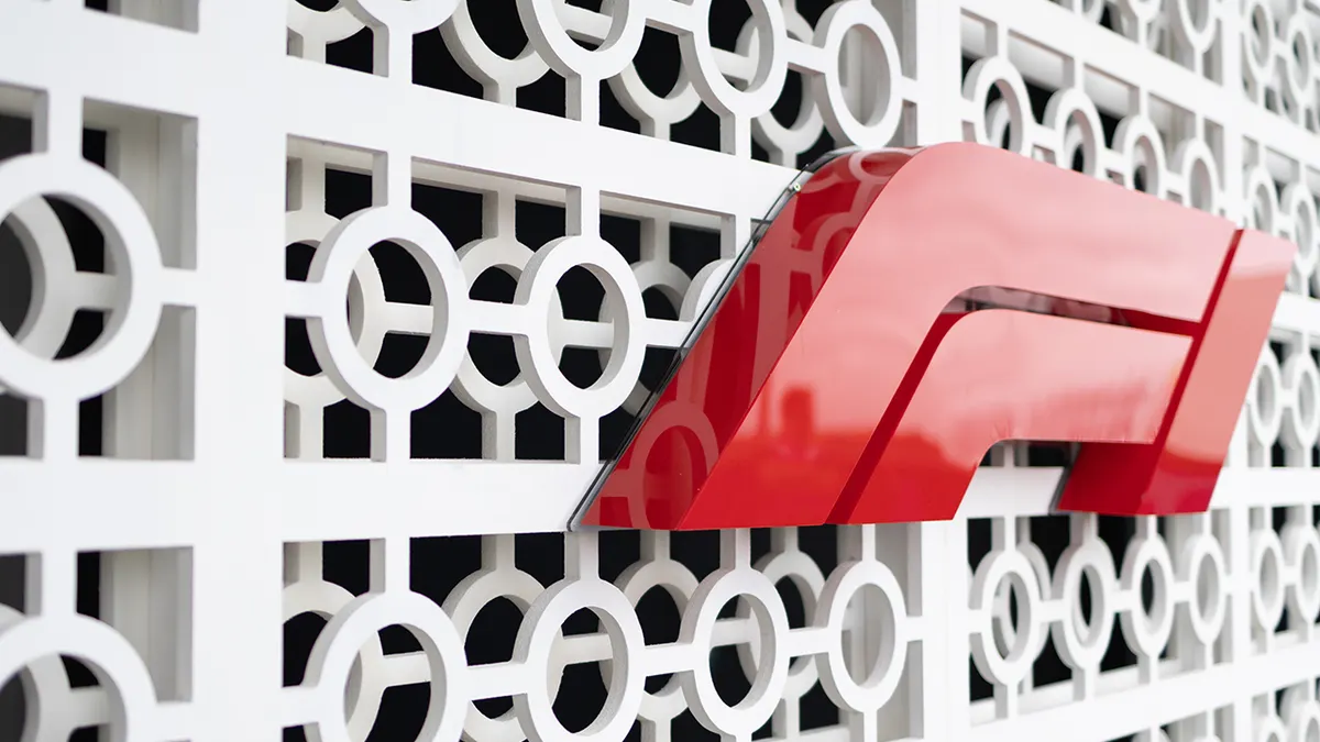 The F1 logo