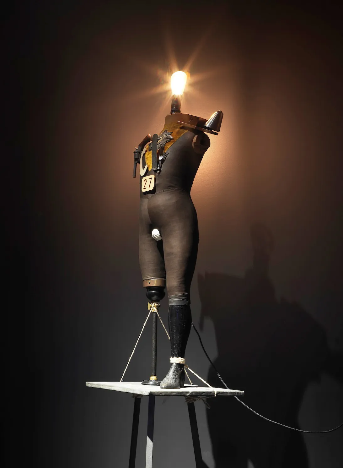 Der wildgewordene Spießer Heartfield The MiddleClass Philistine Heartfield Gone Wild 1920  Lighting Performer Person...