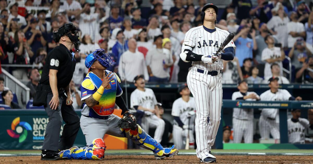 Dodgers star Shohei Ohtani apologizes for Japan's early WBC exit