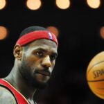 Evolution of Lakers' LeBron James new pregame ritual after years of iconic chalk toss