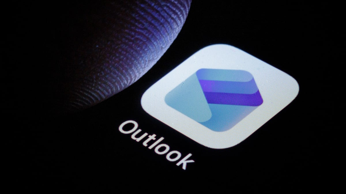 Microsoft Is Killing Outlook Lite