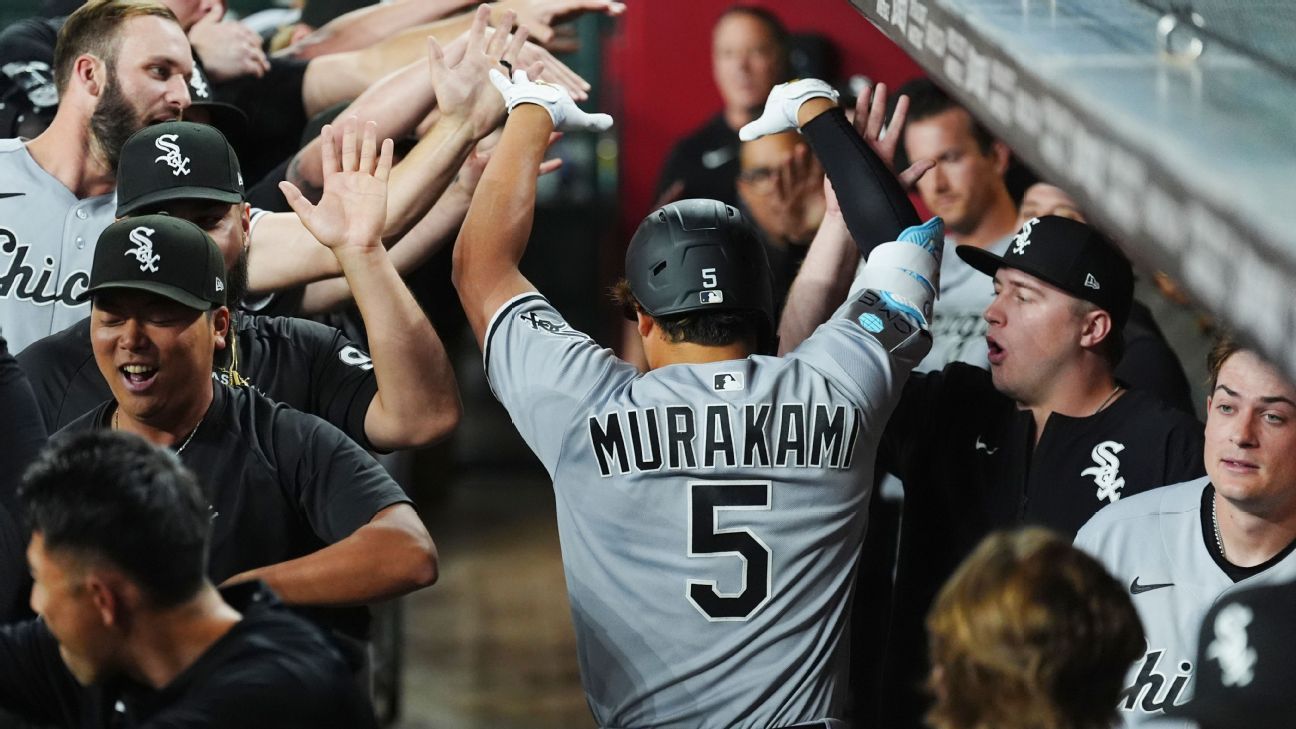 White Sox's Murakami homers in 5th straight to tie rookie record
