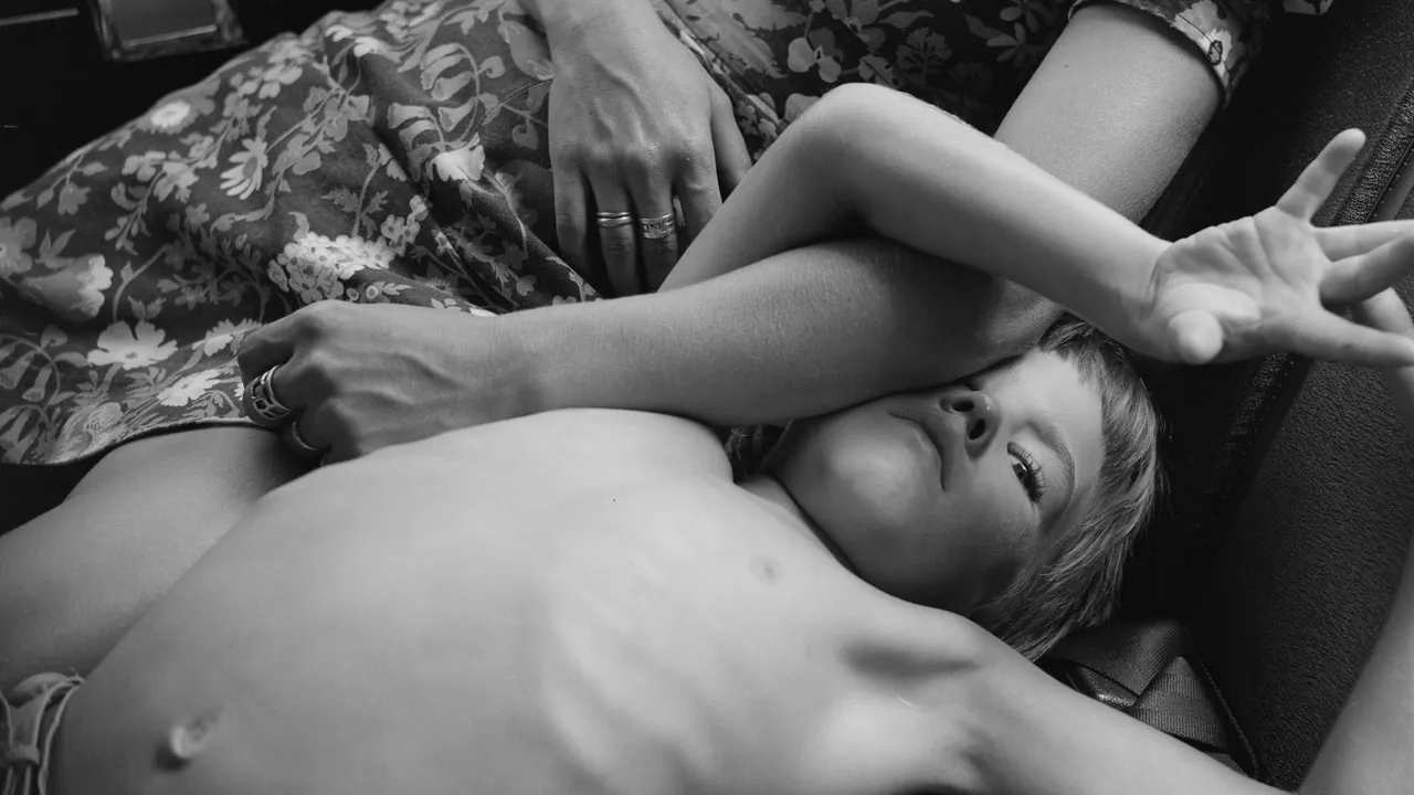 Emmet Gowin’s American Family | The New Yorker