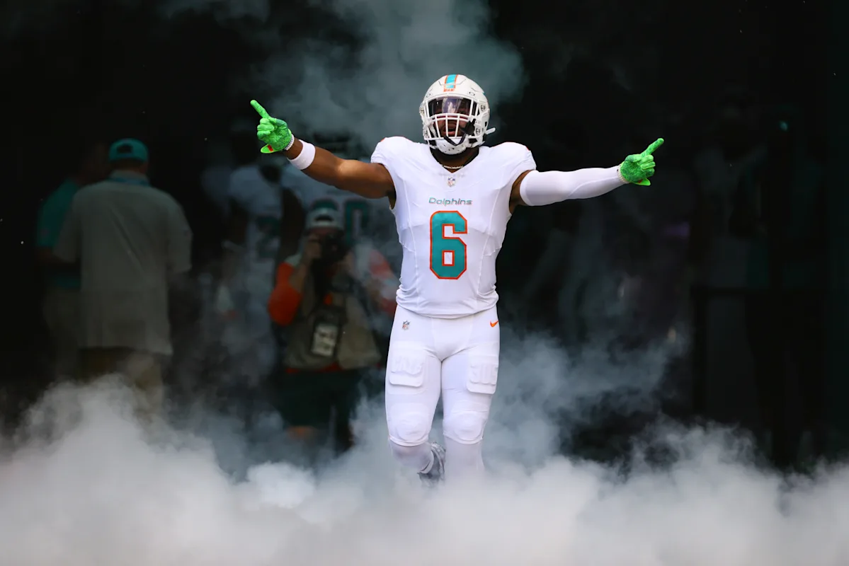 Former Dolphins LB announces retirement after 9 seasons in the NFL