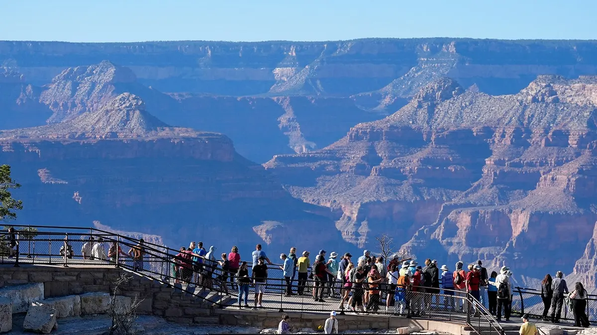 Tourists at Grand Canyon National Park