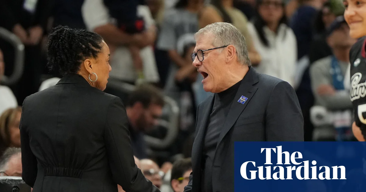 Geno Auriemma apologizes for ‘uncalled for’ behavior after tense exchange with Dawn Staley | NCAA Tournament 2026