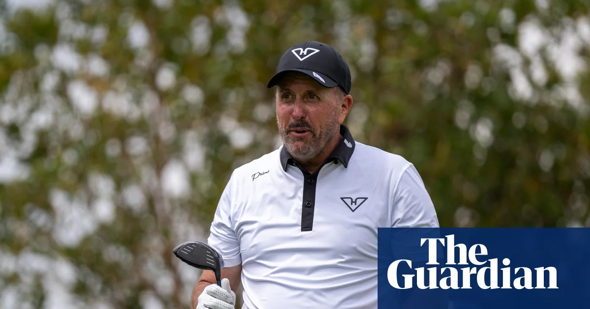 Phil Mickelson withdraws from Masters due to ‘family health matter’ | Phil Mickelson