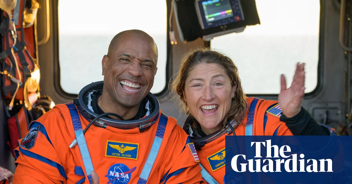 'Astronauts back on Earth': Artemis II crew splashes down after record-breaking moon flyby – video | Artemis II