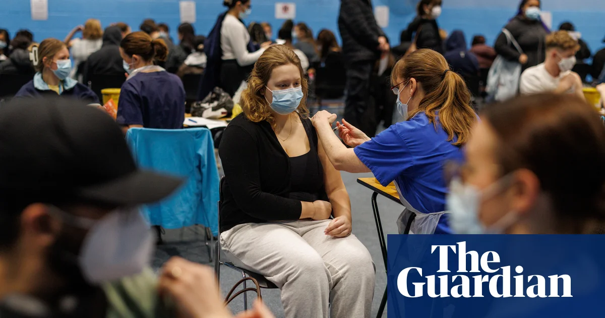 Three meningitis B cases confirmed in Dorset as young people offered vaccines | Meningitis