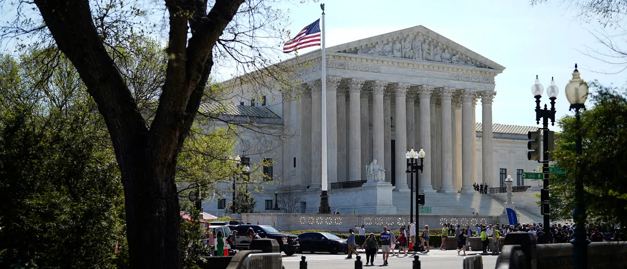 Mississippi Governor Calls Special Legislative Session To Redraw Electoral Maps Amid Pending Supreme Court Decision