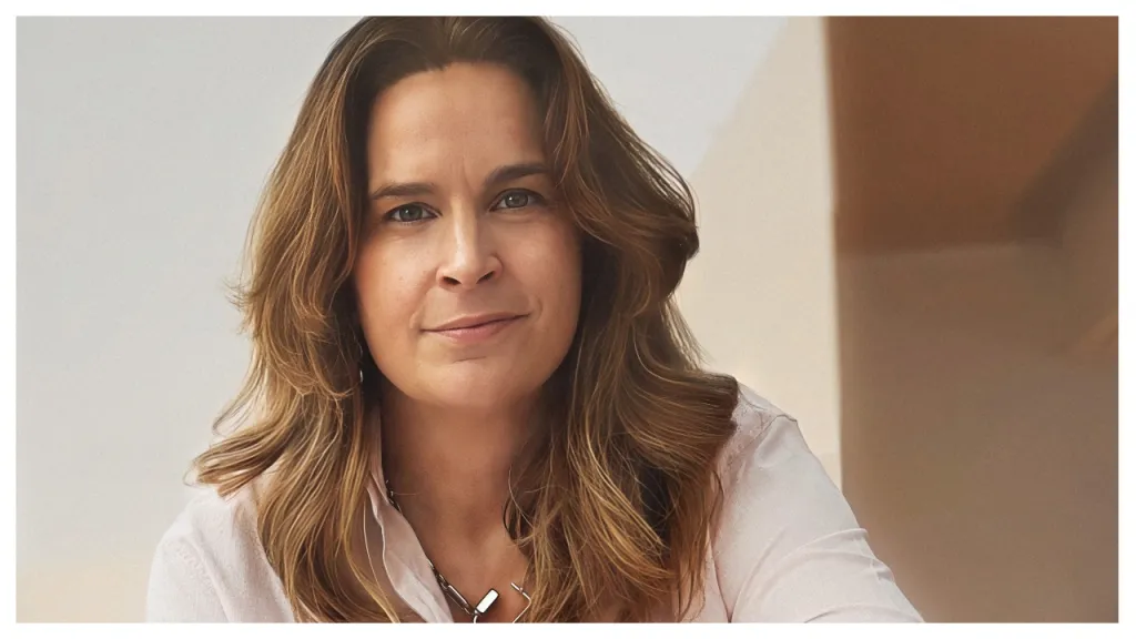 Sara May Launches Goodfellas-Backed Action Banner Sonderworld