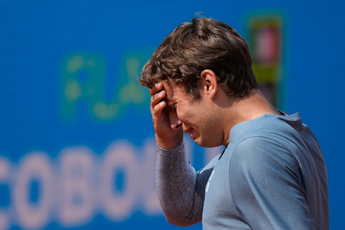 Tennis player Flavio Cobolli breaks down in tears in first top-10 win of career, 1 day after death of friend