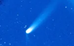 Watch comet PANSTARRS 'switch on' its second tail as it makes closest approach to Earth