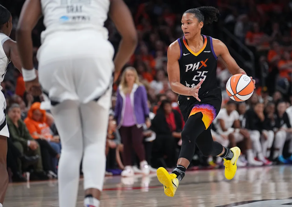 Alyssa Thomas will return to the Mercury in hopes of winning a title.