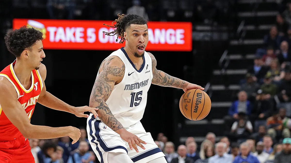 Brandon Clarke dribbles