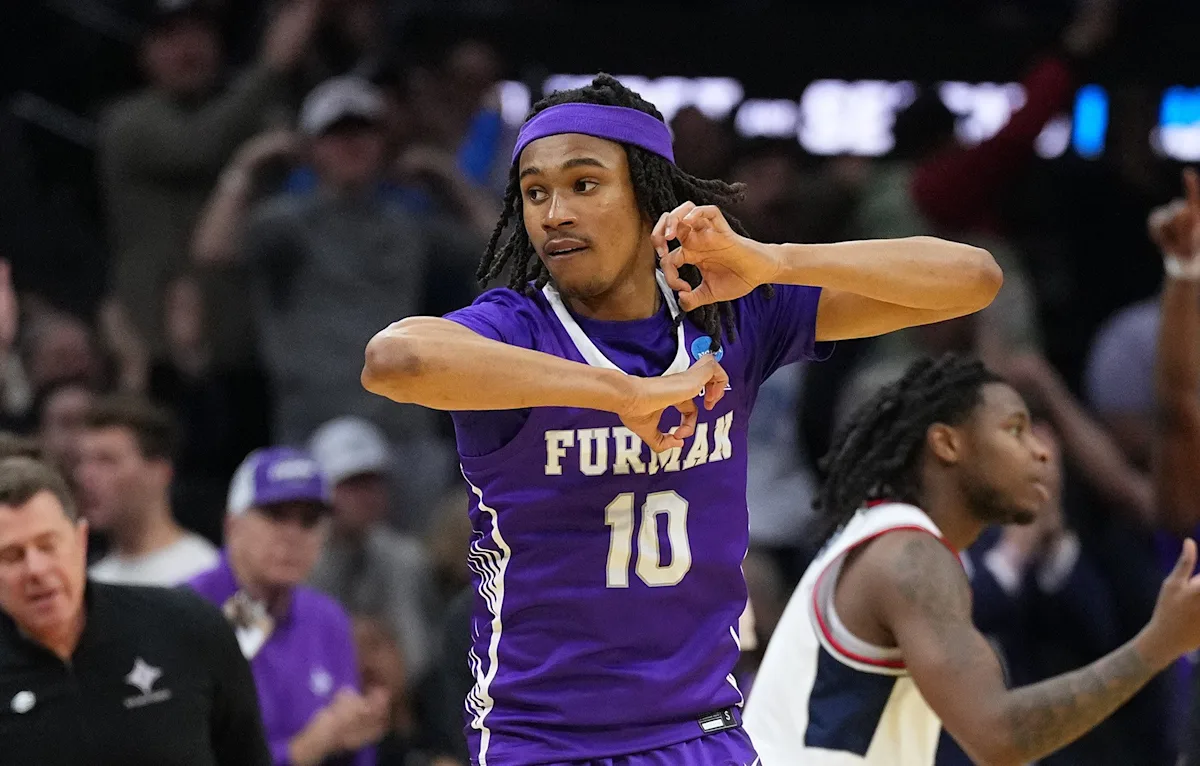 Alex Wilkins arrives for Kentucky visit; Cruz Davis is also planning to visit