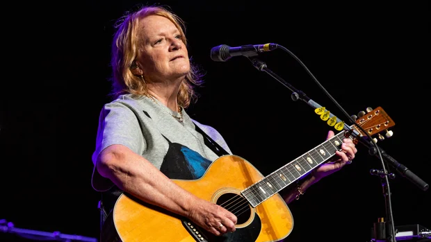 Indigo Girls' Emily Saliers reveals incurable medical disorder: "My voice will not be what it was"