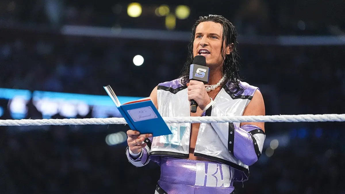 Kit Wilson reading his journal at FLA Live Arena in Sunrise, Florida