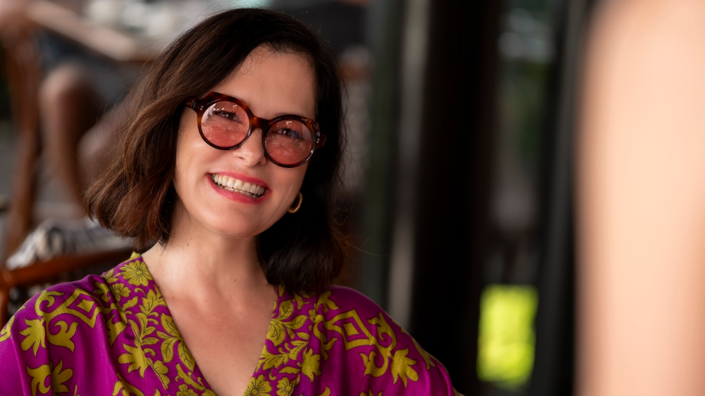 Hulu Orders Parker Posey-Hosted 'The Mob,' From 'Traitors' Producers