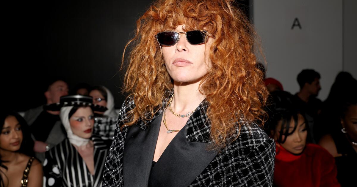 Natasha Lyonne reportedly escorted off of plane at LAX