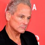 Lindsey Buckingham of Fleetwood Mac attacked in Santa Monica
