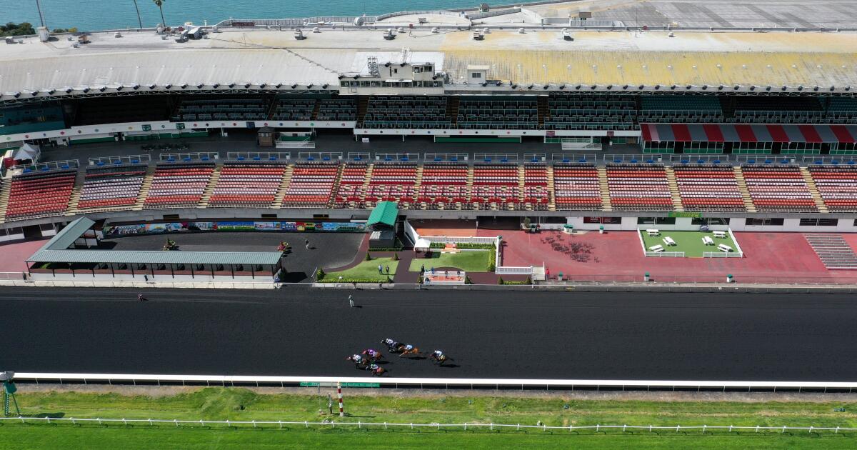 Northern California horse racing ends with Golden Gate Fields sale