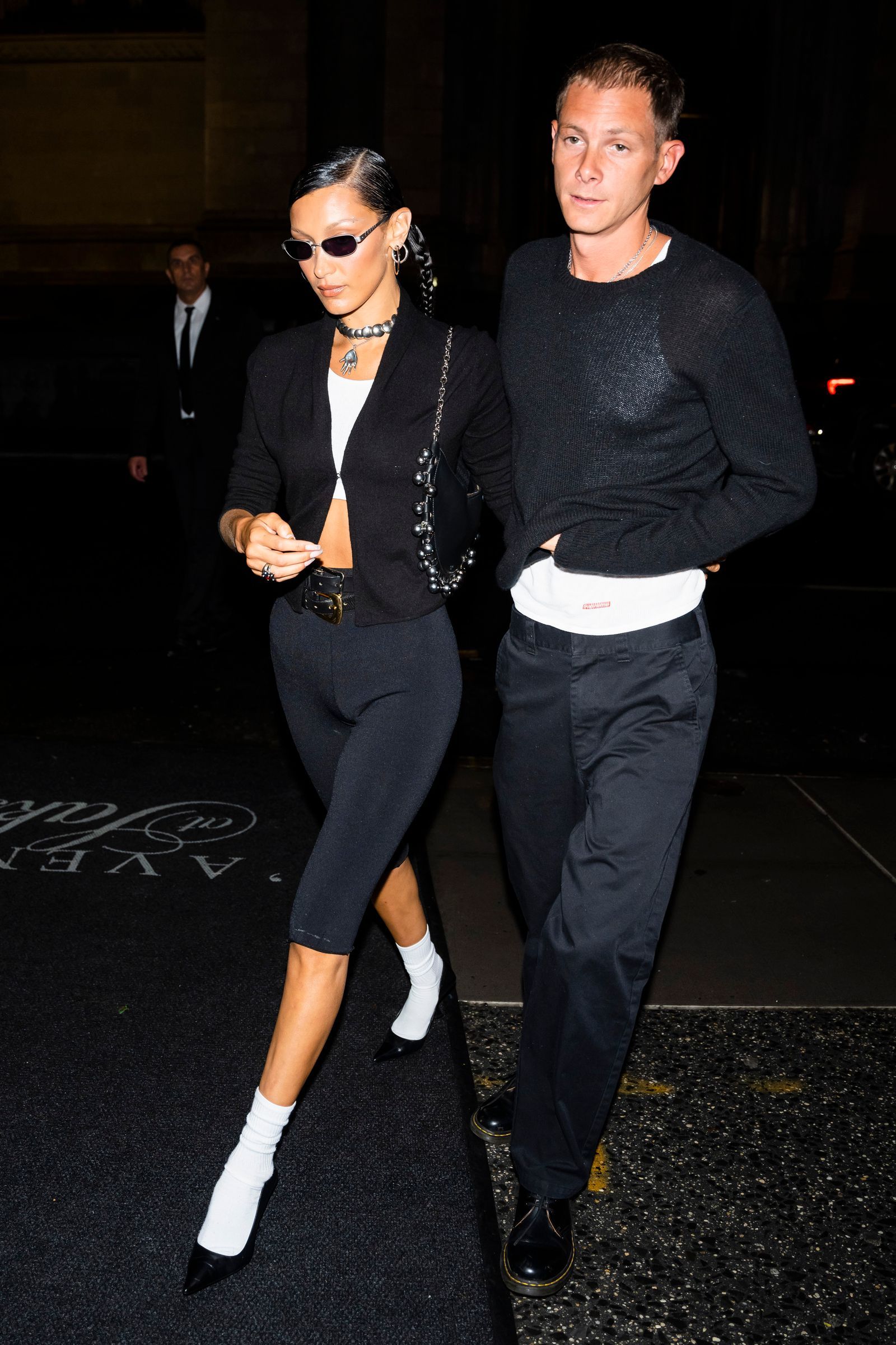 Jennifer Lopez Makes a Strong Case for Black Capri Leggings and Brown Heels This Summer