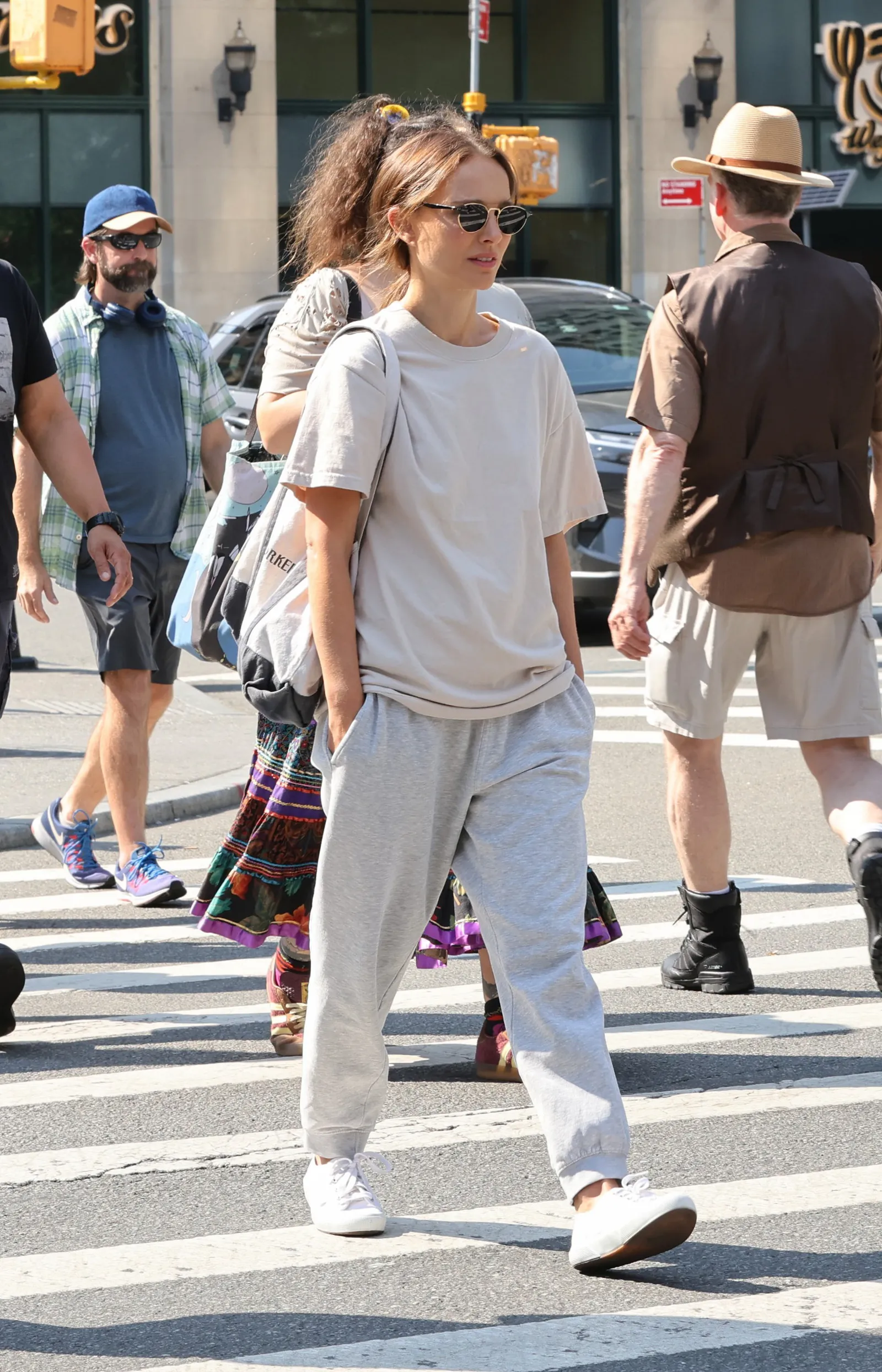Grey Tee and Tshirt Natalie Portman  Summer Loungewear
