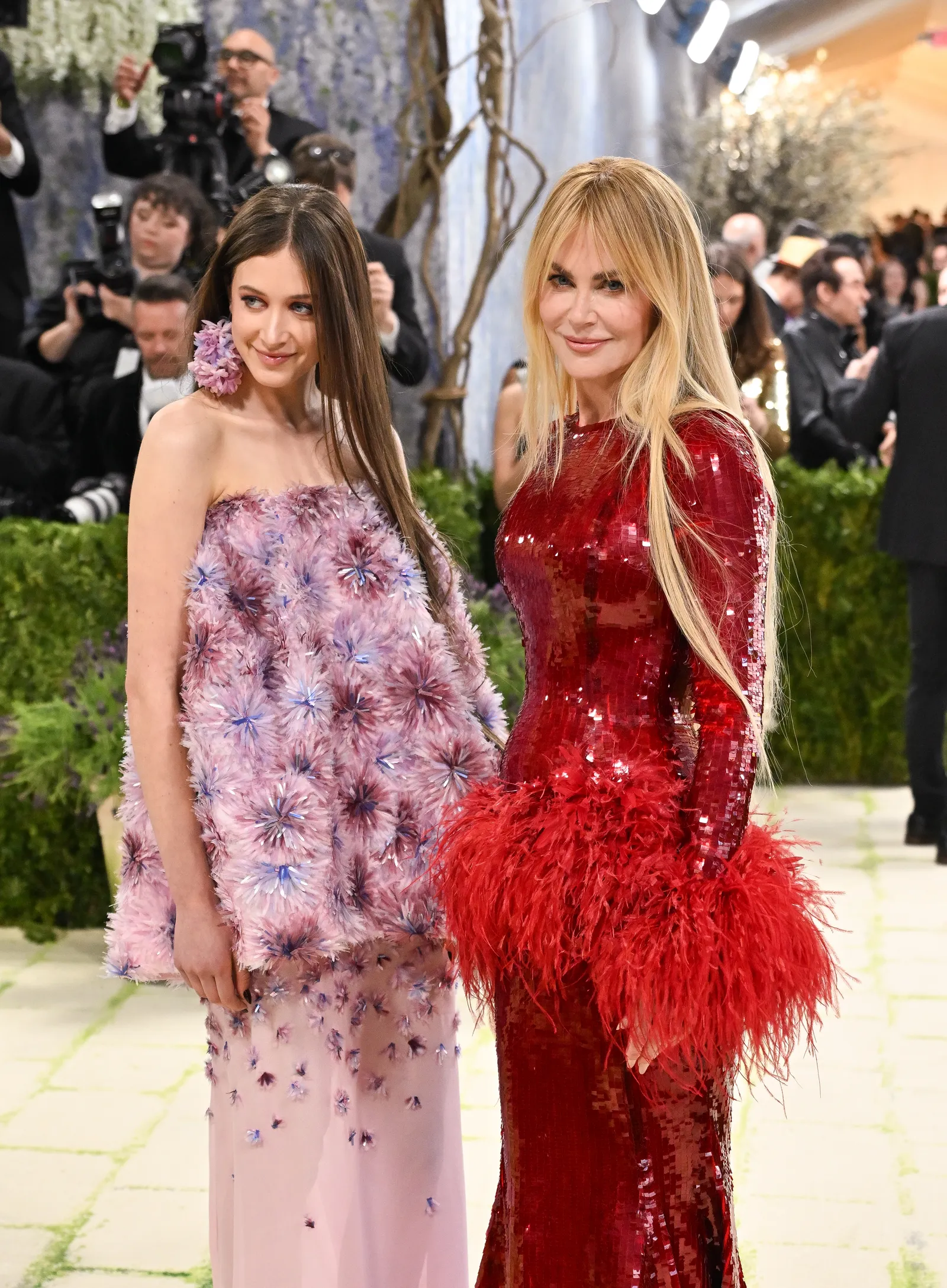 Image may contain Nicole Kidman Ioan Hefin Fashion Adult Person Wedding and Photobombing