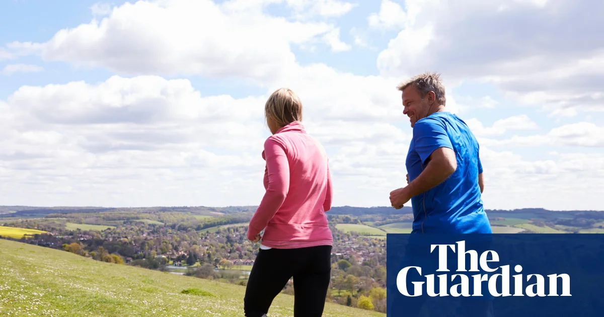 Experts call for UK four-day week as study links long work hours to obesity | Obesity