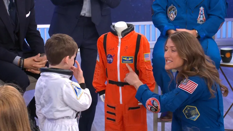Artemis crew surprises 5-year-old aspiring astronaut with special gift